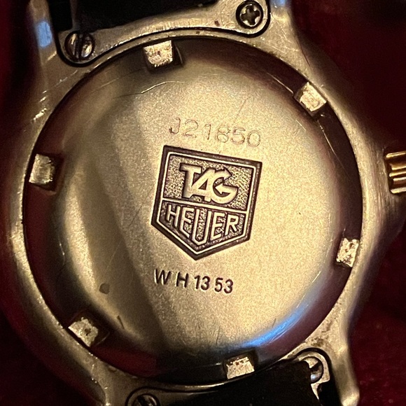 Tag Heuer 6000 Stainless Steel & Gold women Watch Professional 200 Meters - Picture 3 of 5